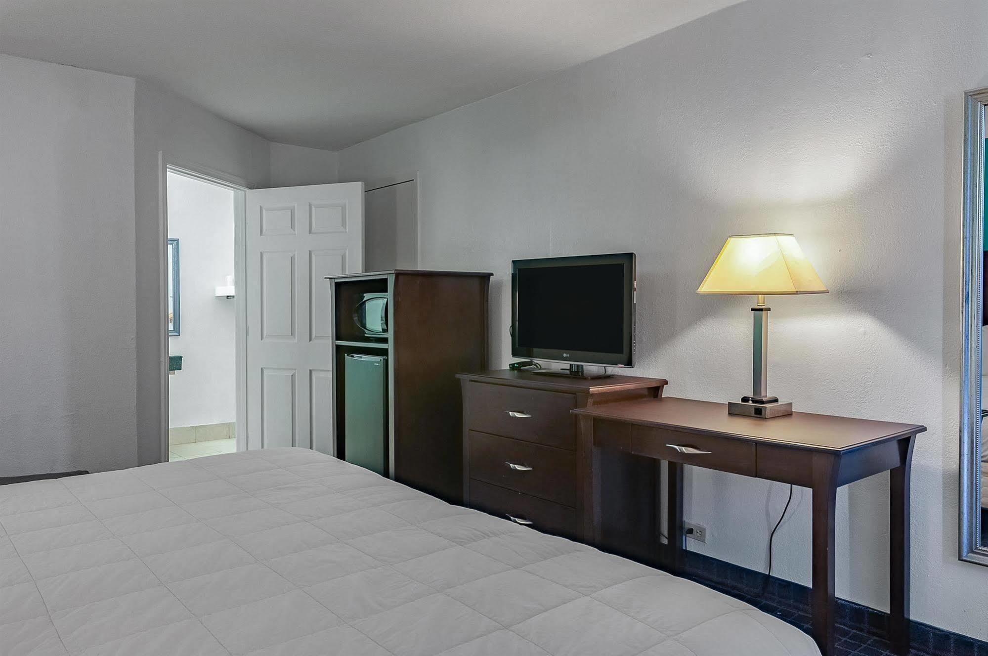 Executive Thibodaux New Orleans Hotel Екстериор снимка